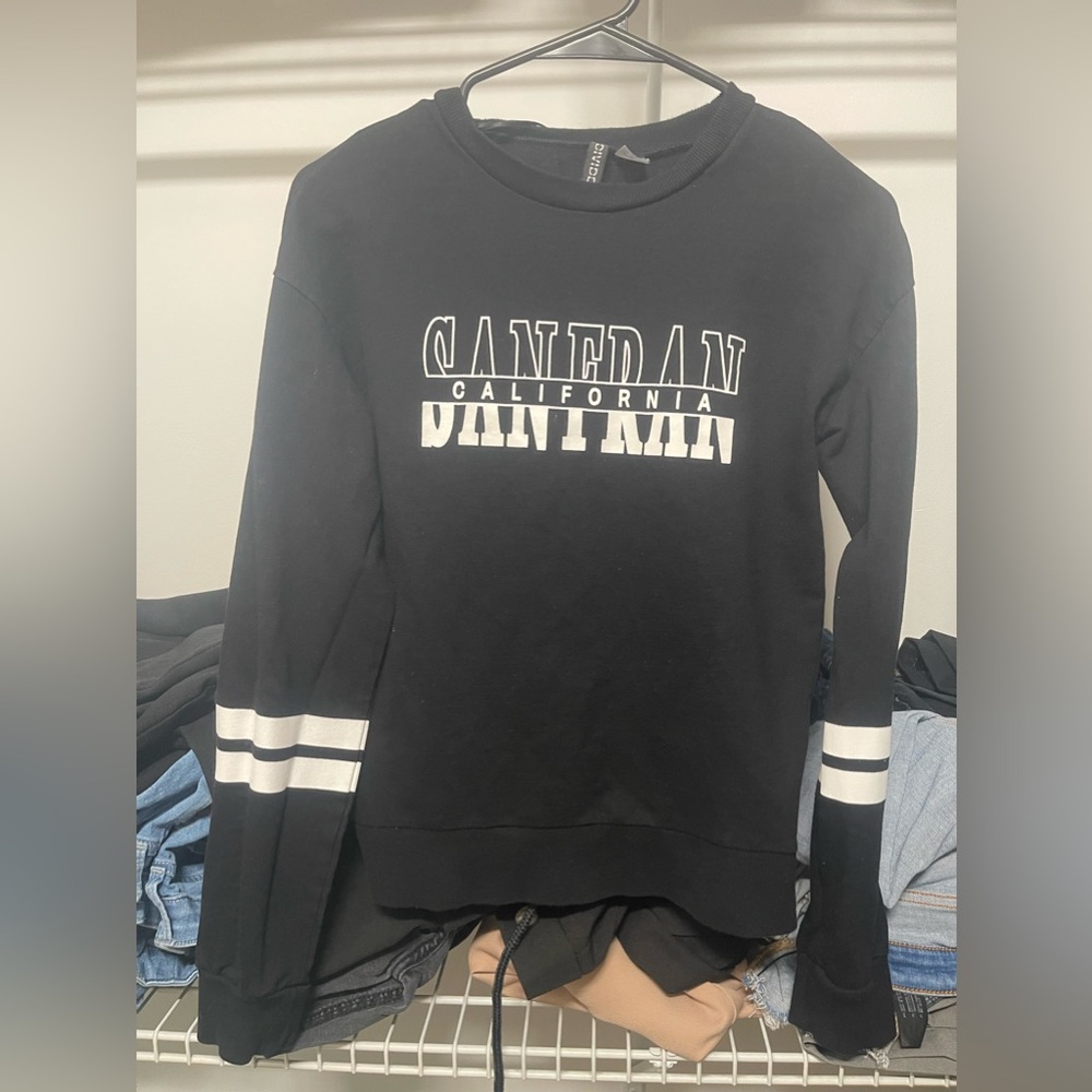 H&M Sweater Size S